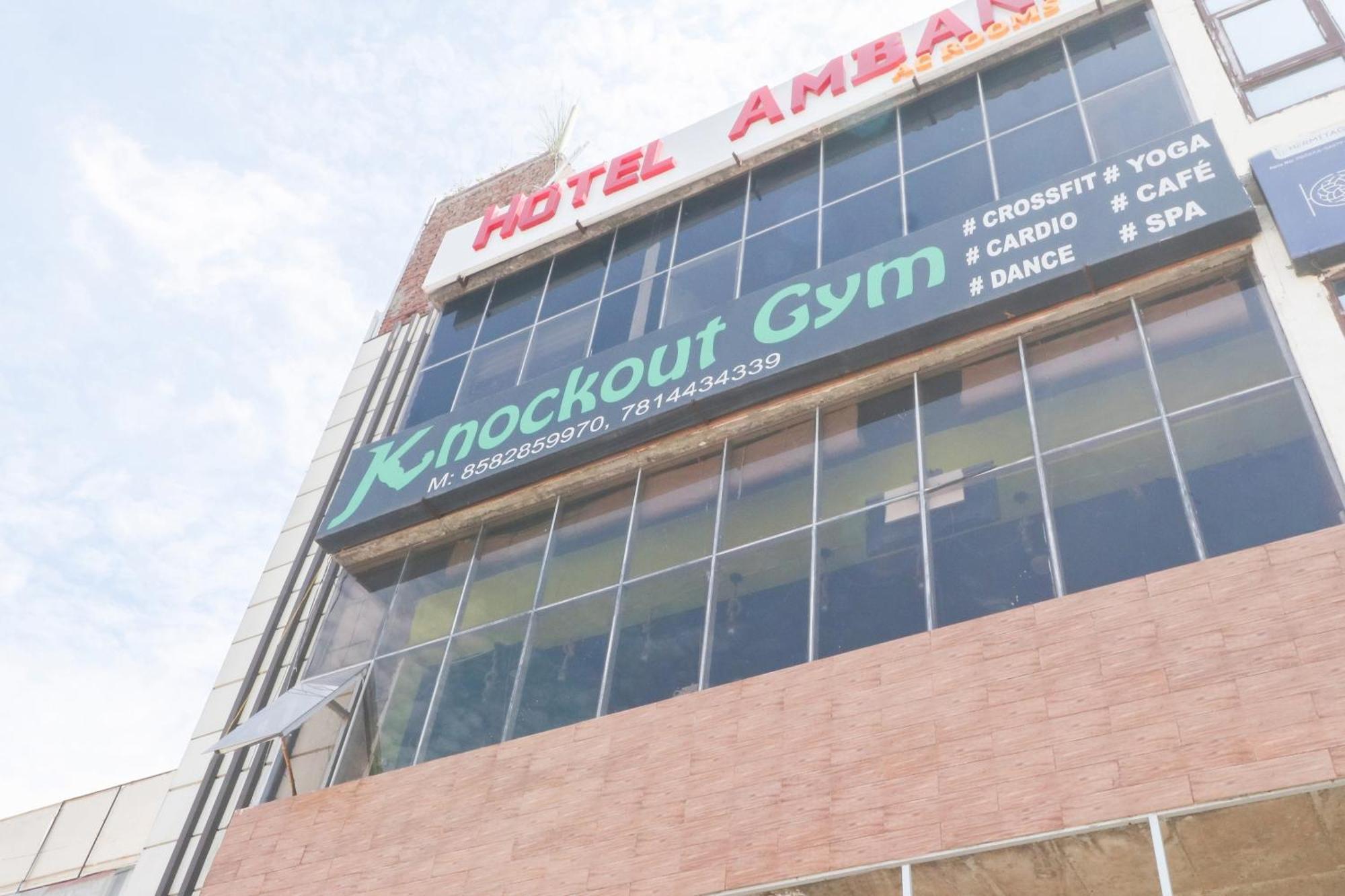 Oyo Flagship Hotel Ambani Zirakpur Kültér fotó